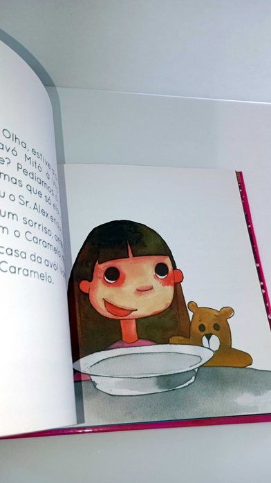 Lara Caça Sonhos Maus