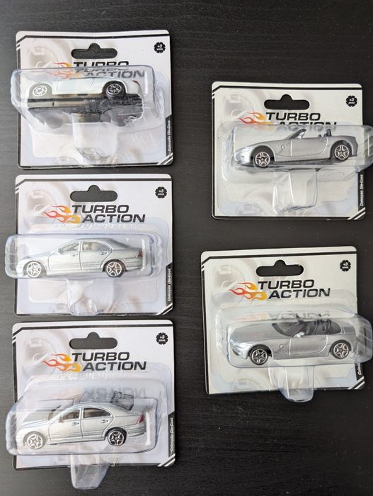 Miniatura Diecast 1:64 BMW e Mercedes