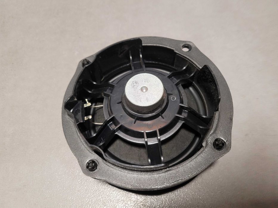 Głośnik tył tylny Skoda Octavia III KOMBI