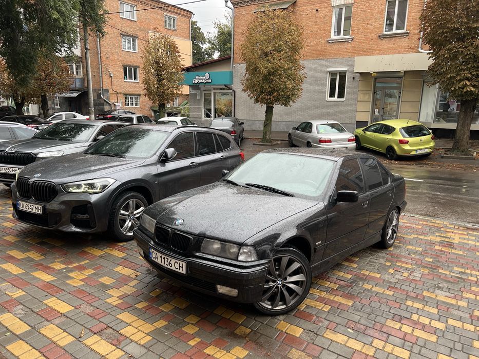 Продам BMW e36 Кожа Клімат робочий!