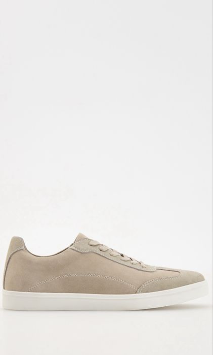 Чоловічі бежеві замшеві снікерси ( кеди, мокасіни )