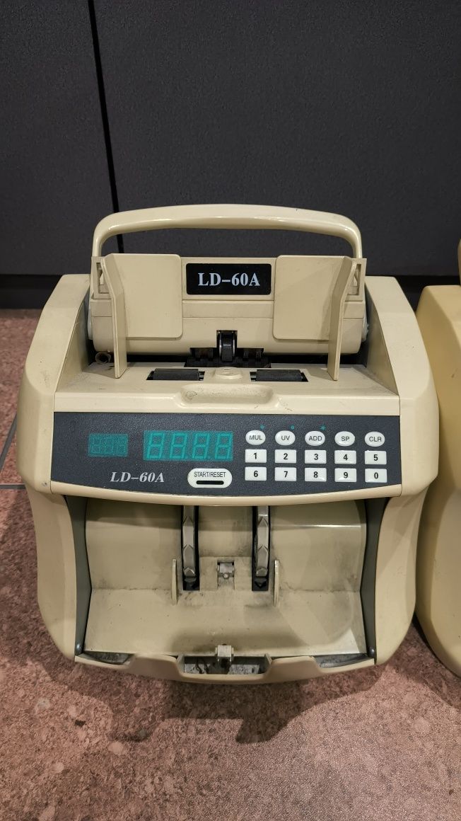 Машинка для счета денег LD-60A