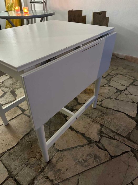 Mesa de Madeira Branca