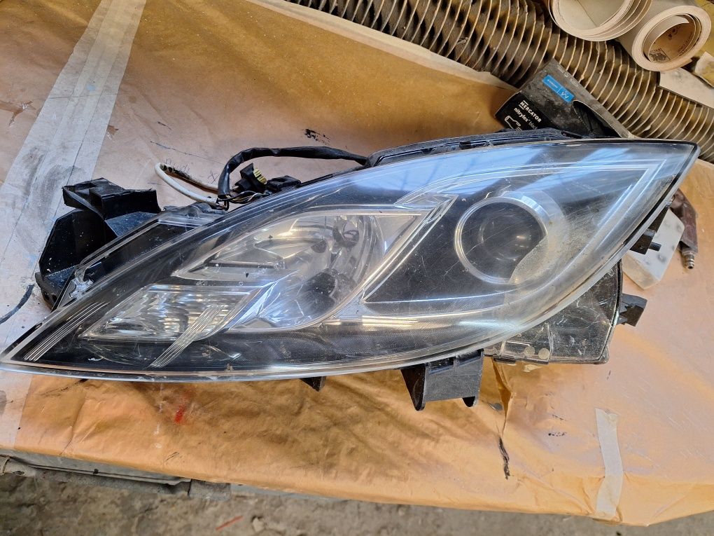 Lampa lewa przód. Mazda 6 ll. Gh 08rok