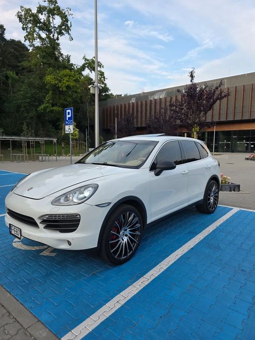 Porsche Cayenne Pierwszy właściciel w Polsce samochód 100% sprawny