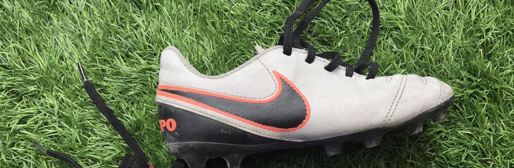 Chuteiras criança nº32 Nike TIEMPO piso sintético / relva artificial