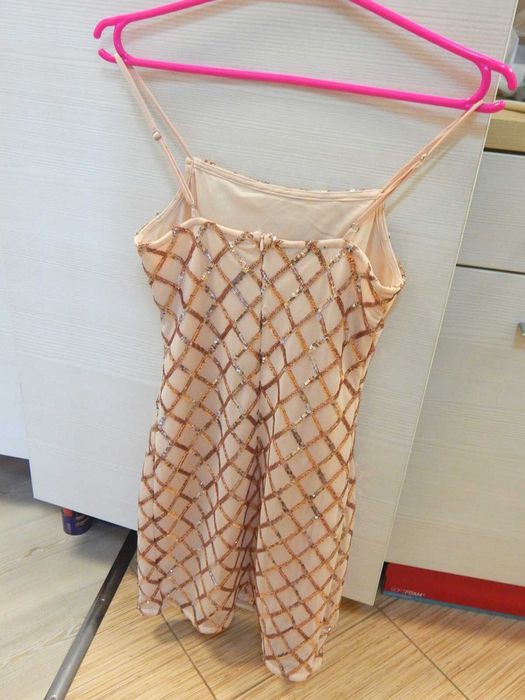 Платье вечернее 44 размер с пайетками