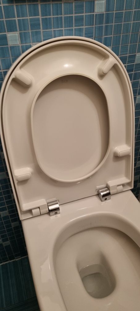 Zestaw: umywalka, miska wc i inne...