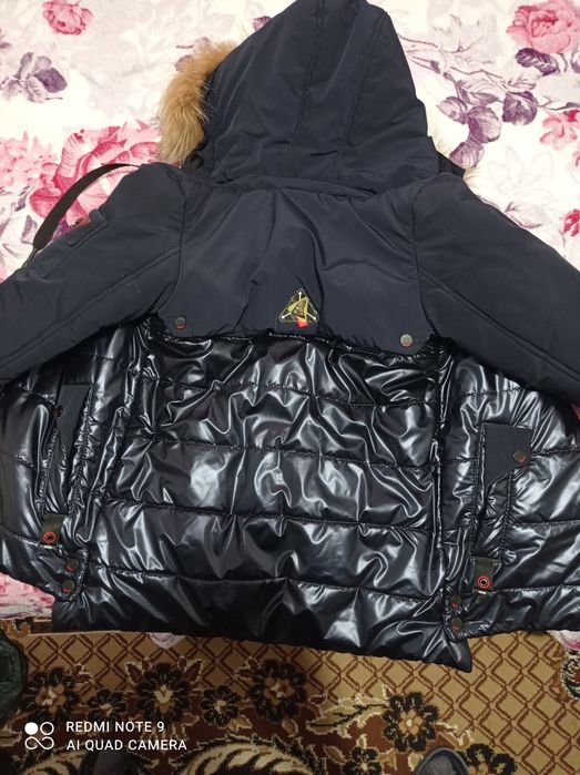 Продам зимову куртку