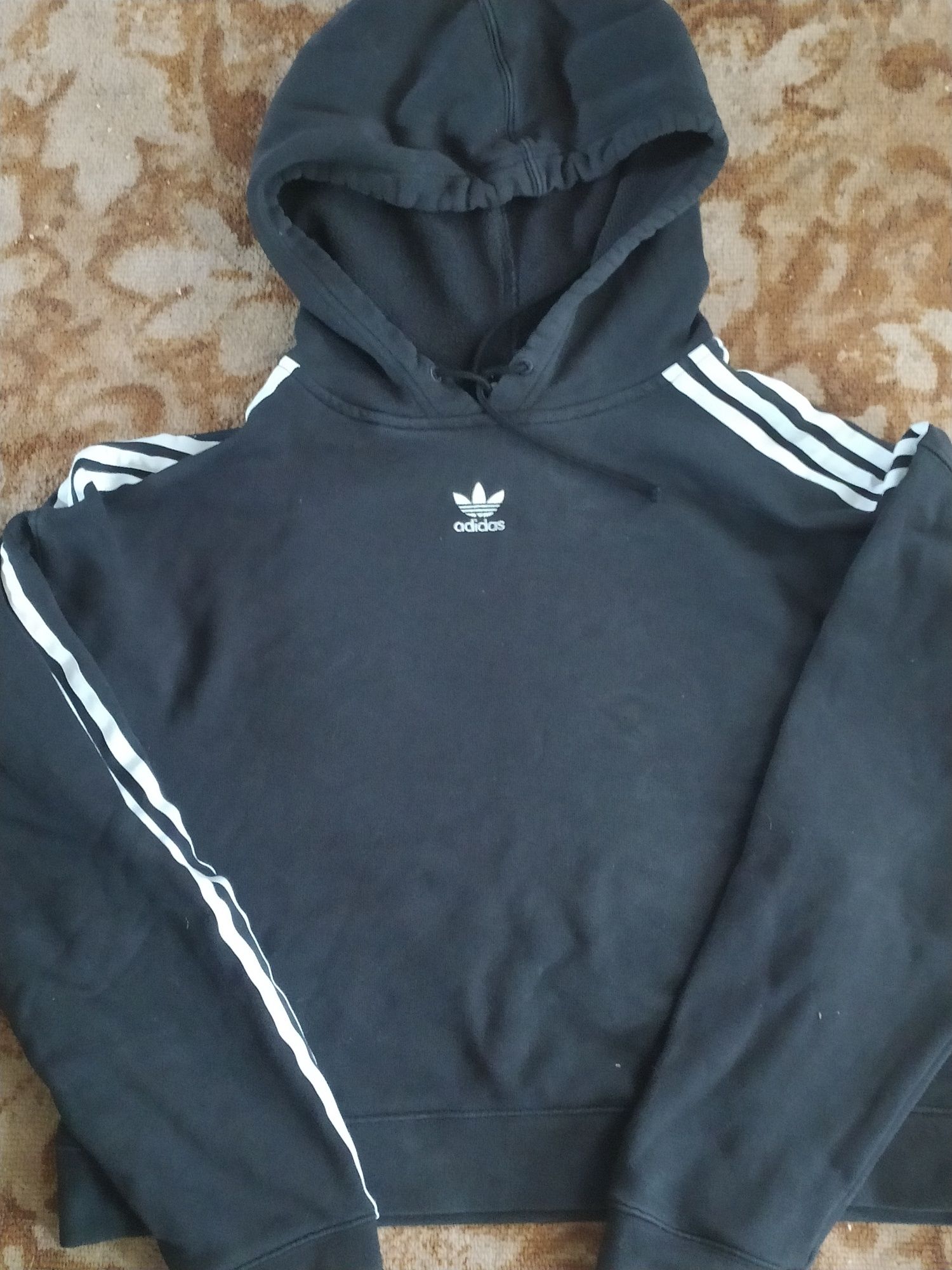 адидас. adidas укороченное худи