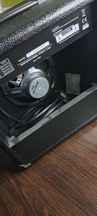 Комбопідсилювач для гітари