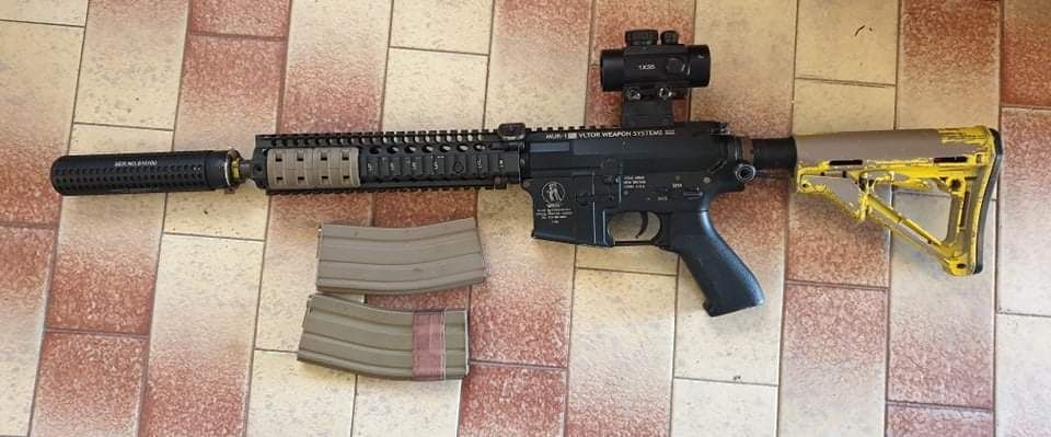 Vendo airsoft G&P MK18