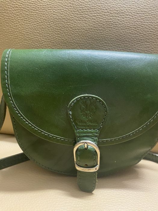 Маленька шкіряна сумка