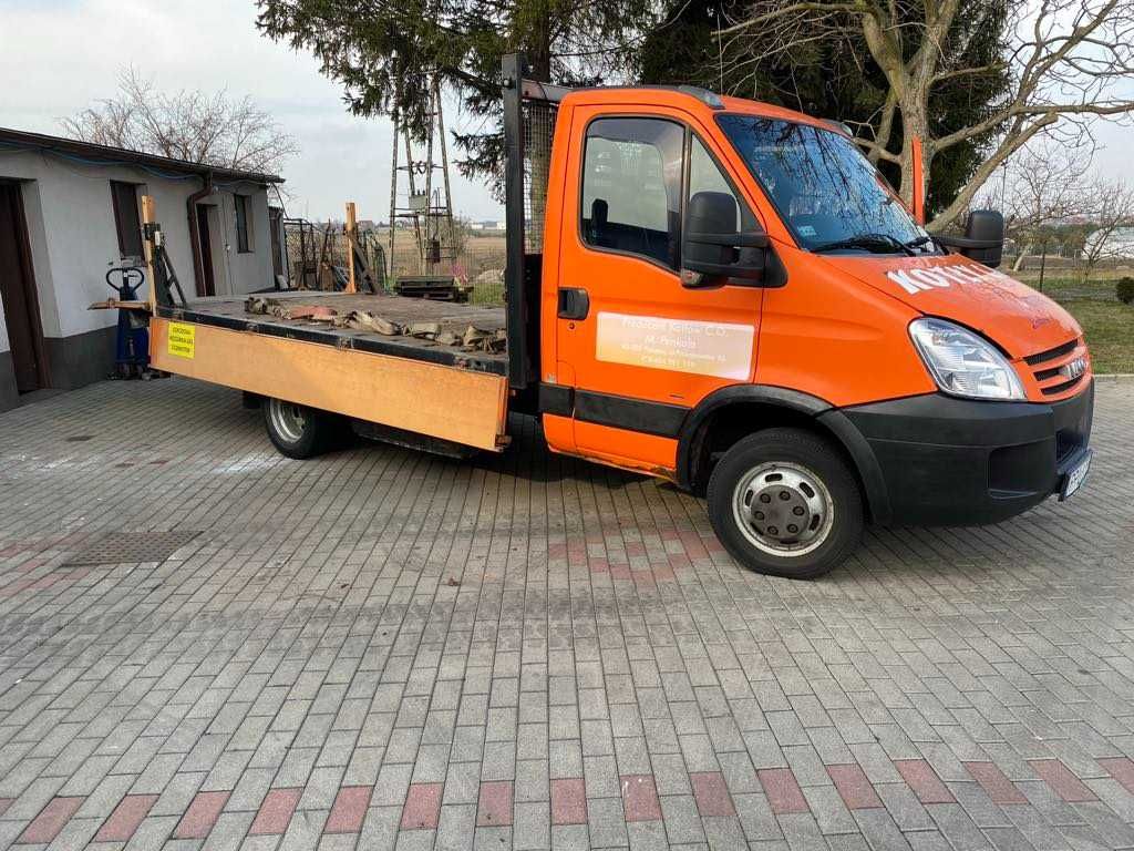 Iveco Daily 40C12 na bliźniaku z klapą
