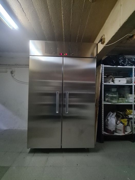 Armário frigorífico para tabuleiro 75X45!