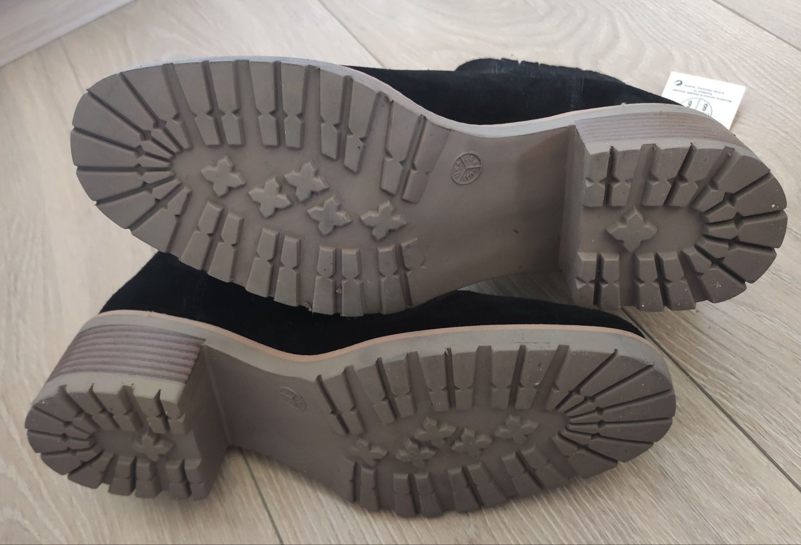 Buty botki Esmara 39 Lidl Chelsea Boots damskie czarne skórzane zamsz