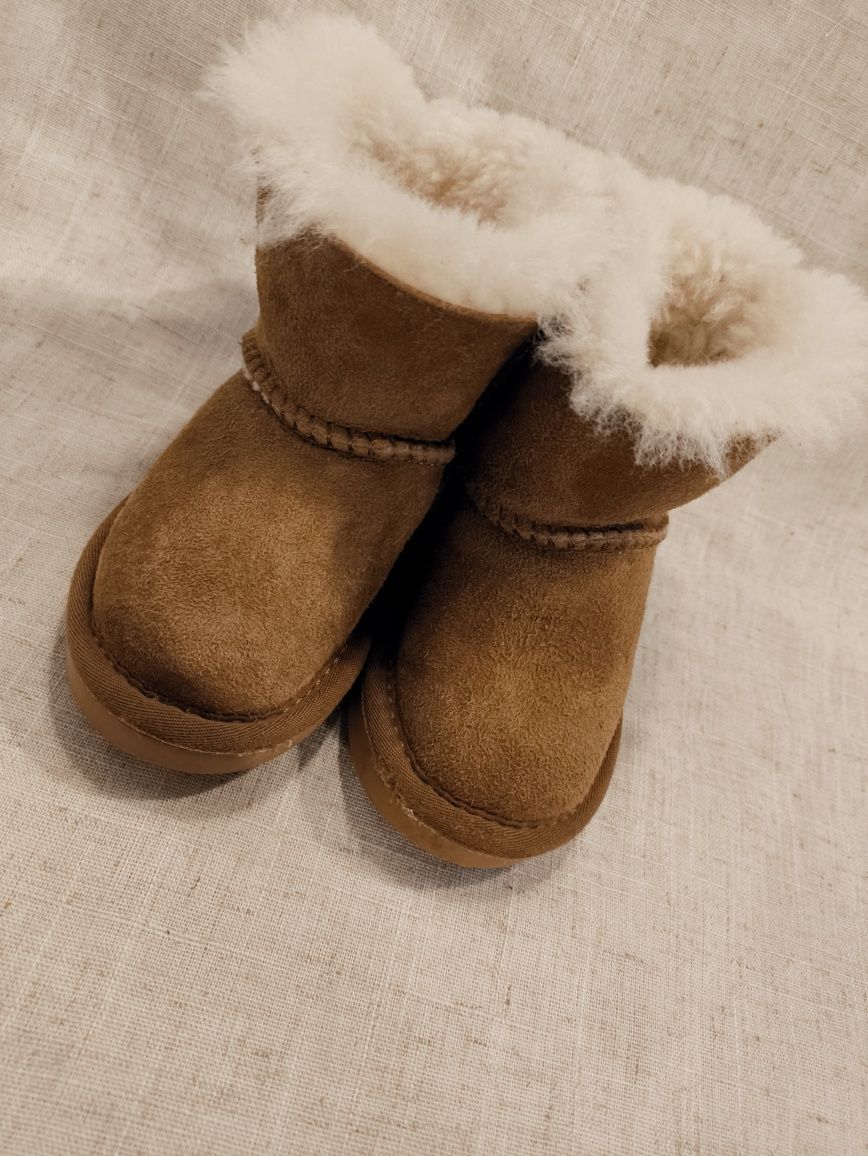 UGG au 5 6 bezowe orginalne z kokardka sniegowce buty zimowe