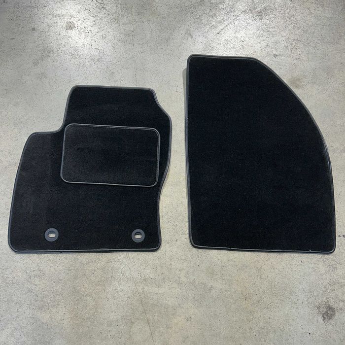 Tapetes Ford Focus 2004