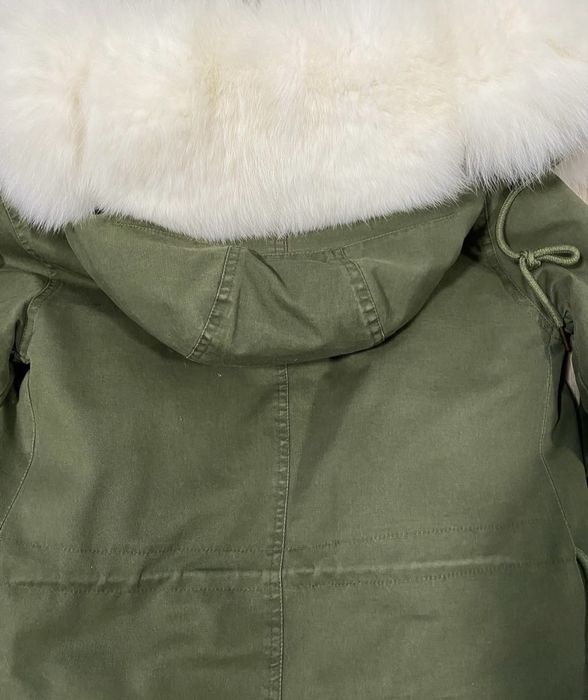 Продам парку жіночу!Натуральне хутро!Жіночий одяг!