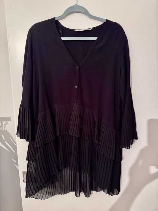 Tunika Zara M czarna plisowana