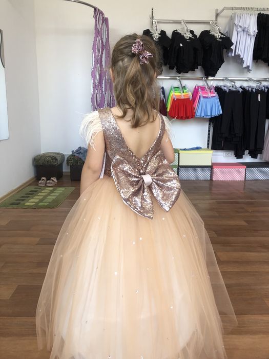 Карнавльний костюм Ялинка, Зима, Принцеса, Зайчик, Новий рік, та ін.