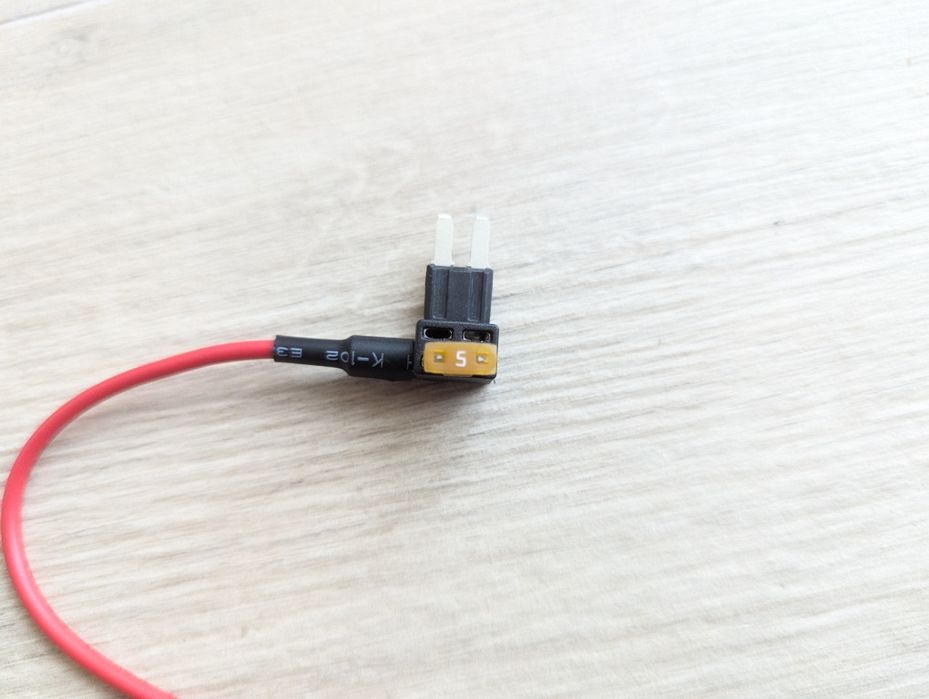 Автомобільні набір запобіжник адаптер 5A 32V