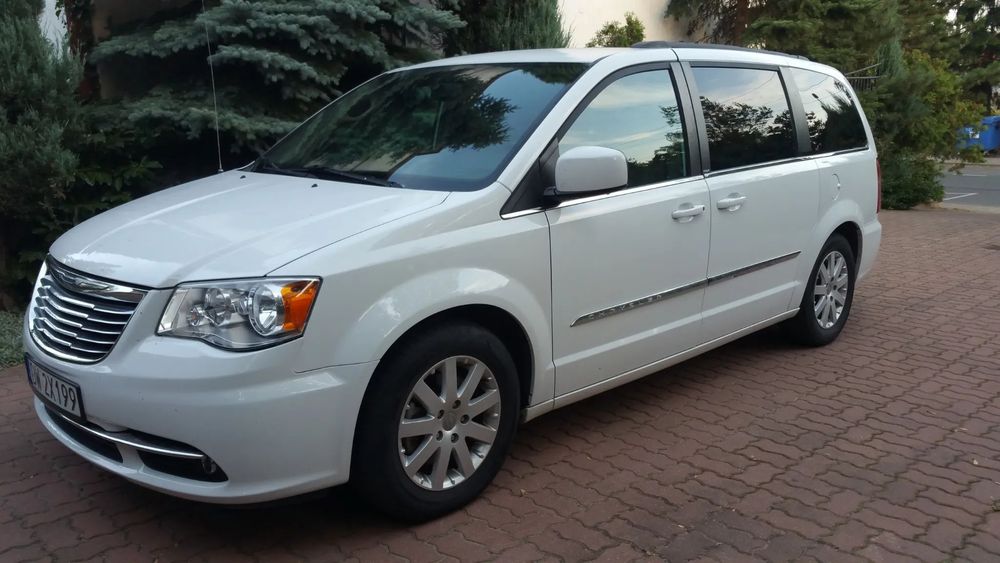 Chrysler Town & Country zamiana cena brutto faktura VAT