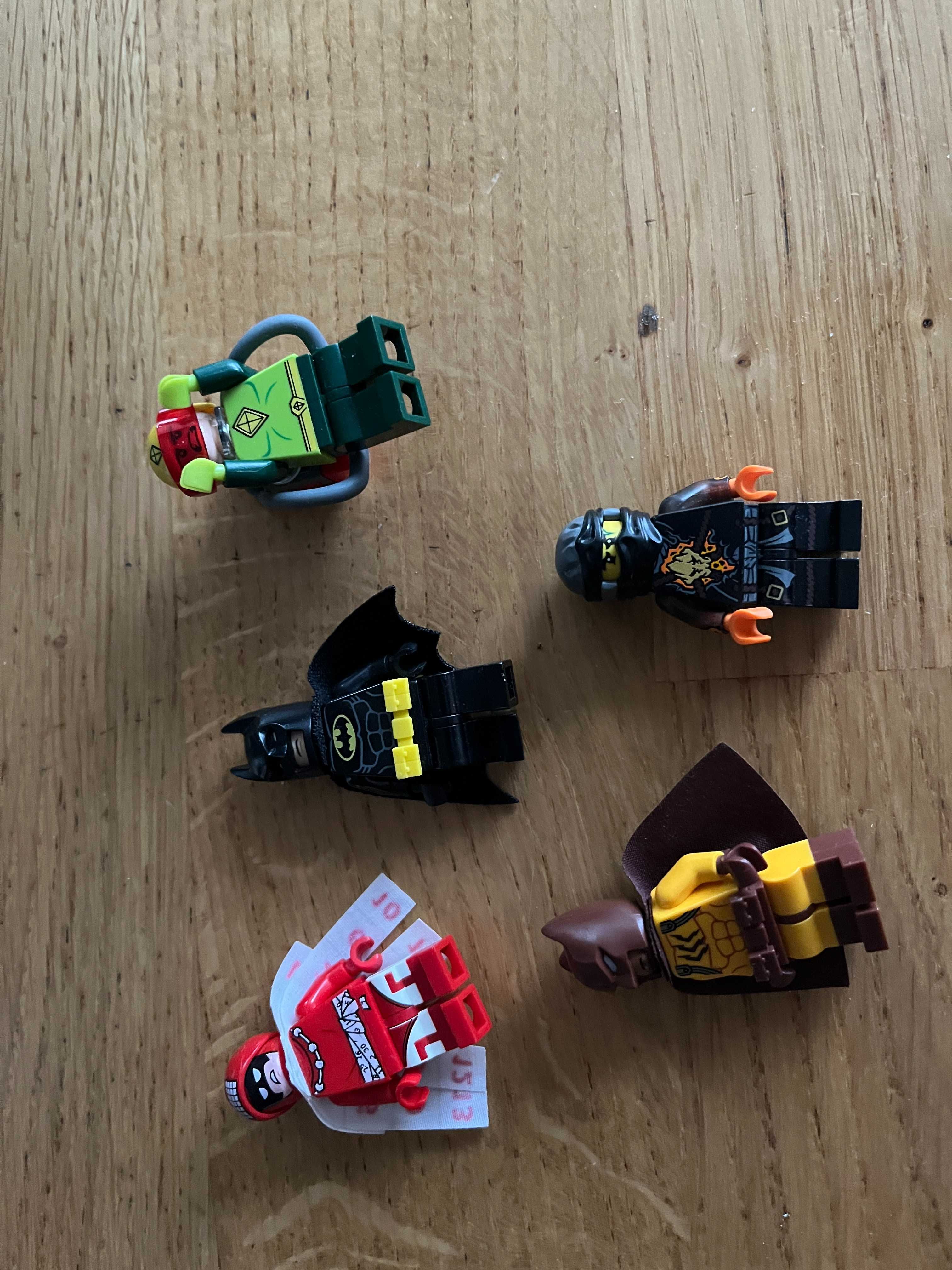 Pełny pojemnik Ikea klocków lego