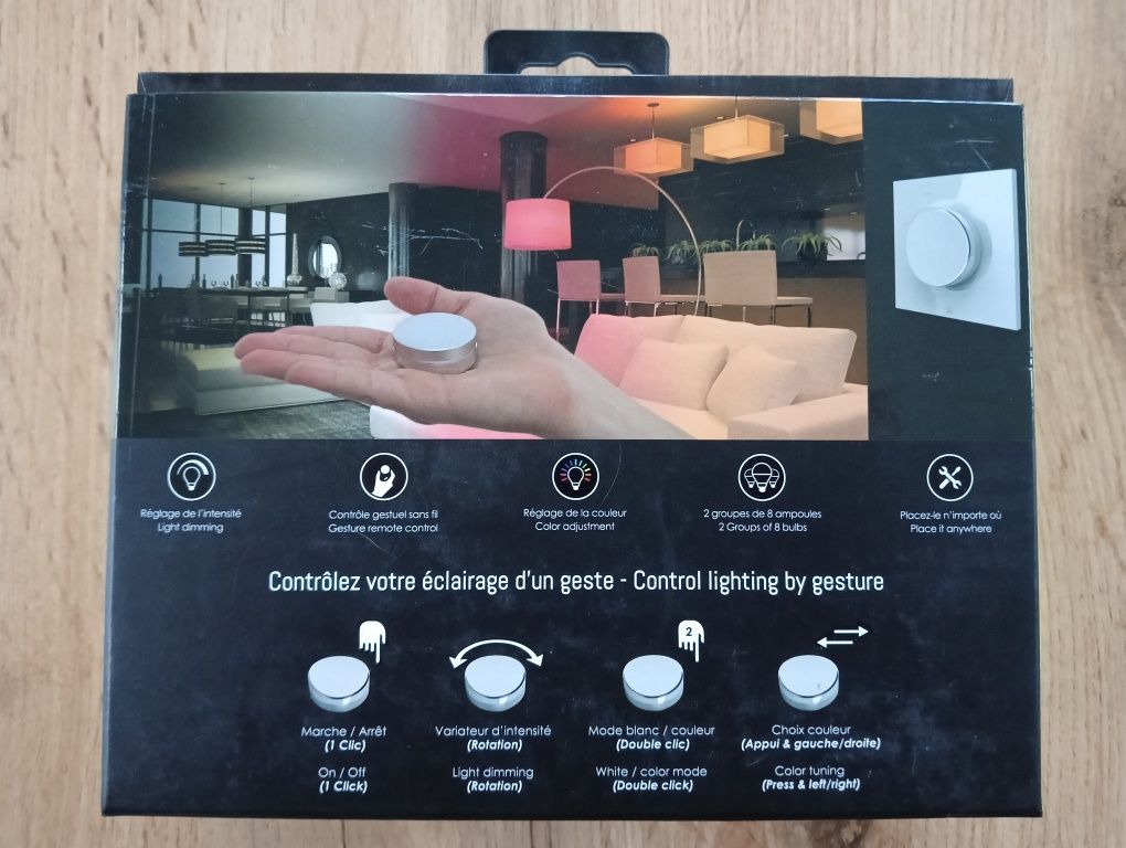 AWOX SKPL-C9-E27 SmartKIT żarówka inteligentna + przełącznik- pilot