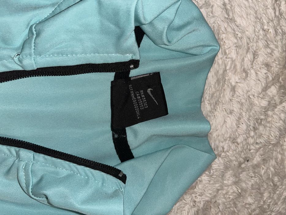 Спортивна кофта nike