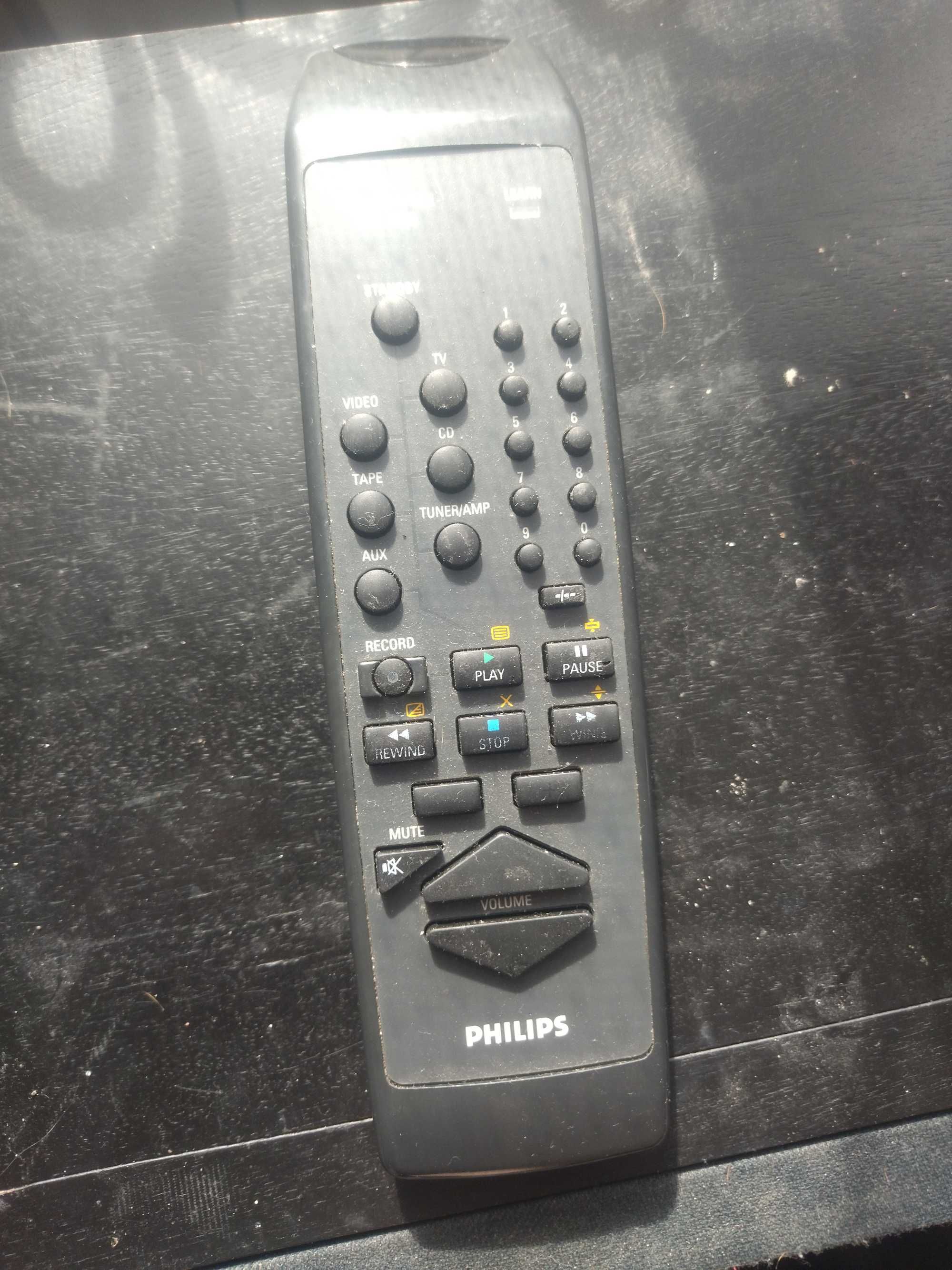 Amplituner Philips 930e