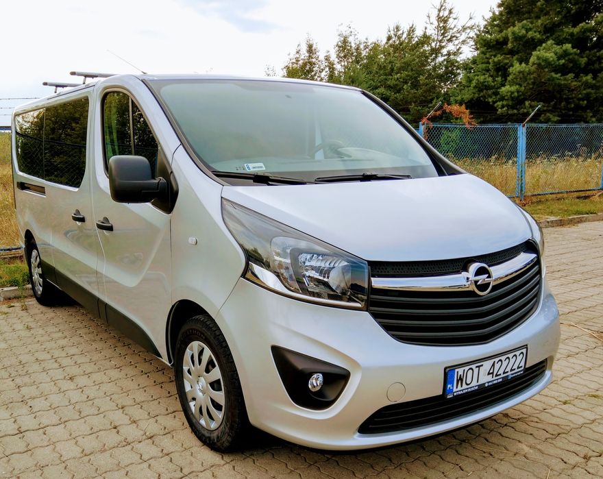 Wolne TerminyWynajem busów wypożyczalnia busa busy osobowe rent a Car