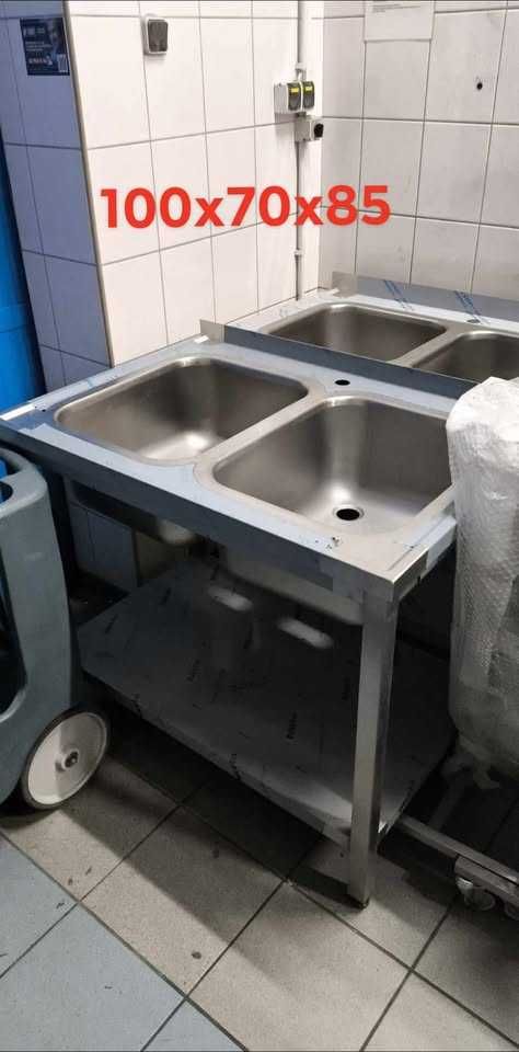 Wyposażenie kuchni meblami z outletu – stoły, szafy, zlewy i więcej!