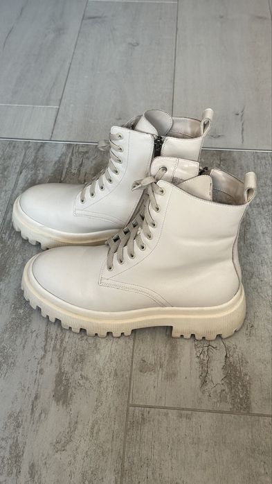 Зимові чоботи (ботинки)