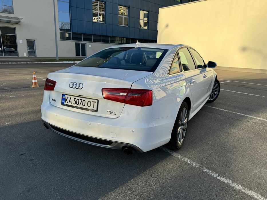 Авто Audi A6 2014 3.0ftsi Quattro