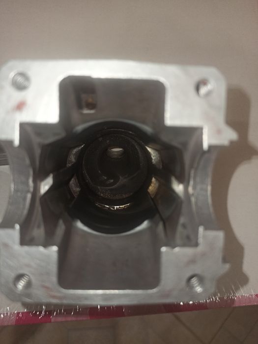 Поршнева STIHL MS 210