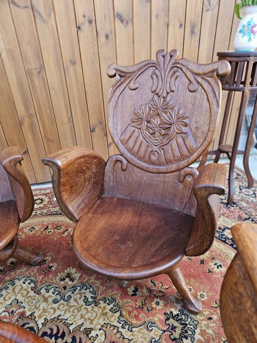 Rzeźbione  fotele 4 szt + stolik orzech orient wypoczynek #1592 Węgrów