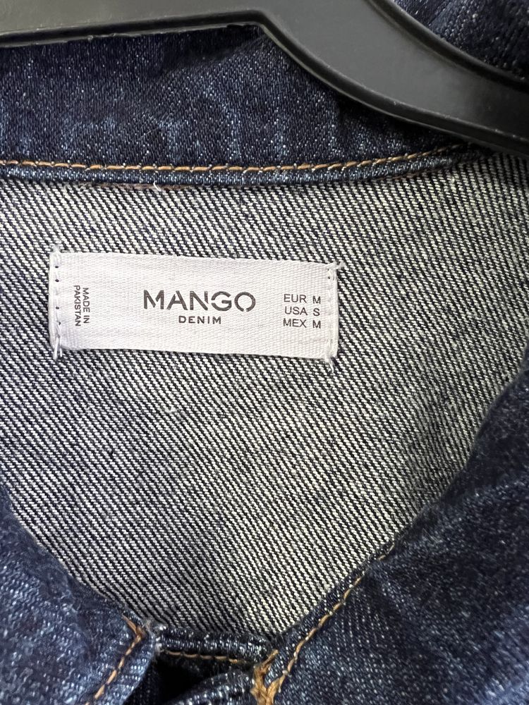Джинсовая куртка MANGO
