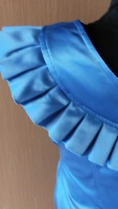 Сукня святкова р.48-50 розвантажую шафу