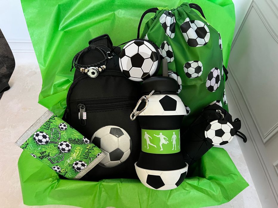 Дитячий подарунок для футболіста набір футбол