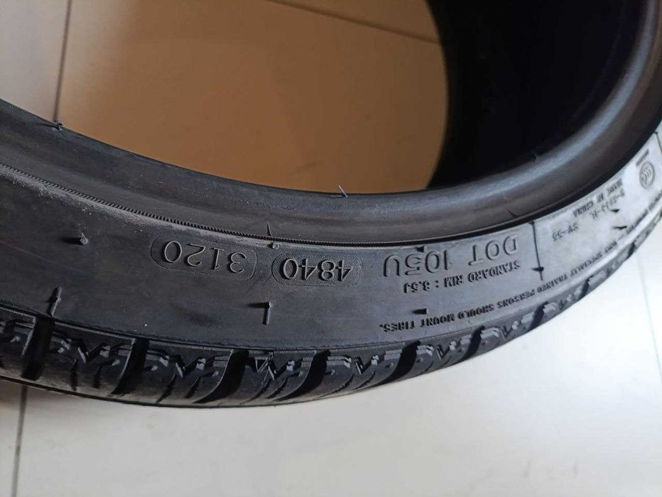 Пара шин б/у 235/35R19 91W (ZR) XL Nankang  Winter Activa SV-55