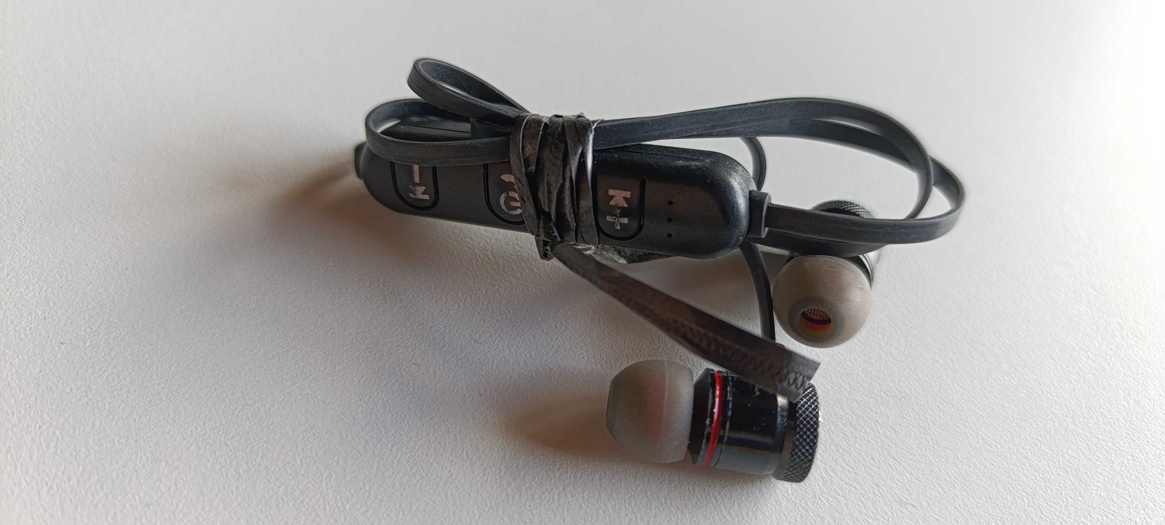 Słuchawki z pilotem Bluetooth + zielony kabel micro USB 1,5 m