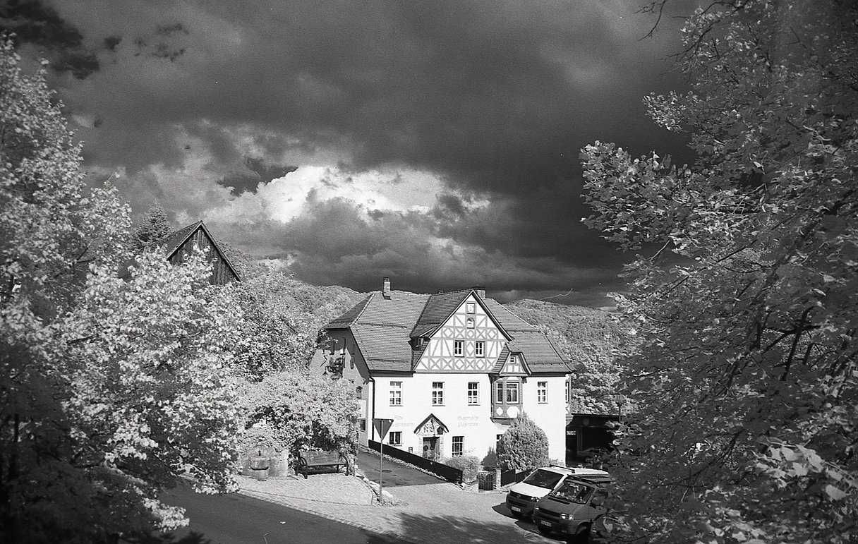 Інфрачервона фотоплівка Rollei INFRARED 400 / 36 кадрів