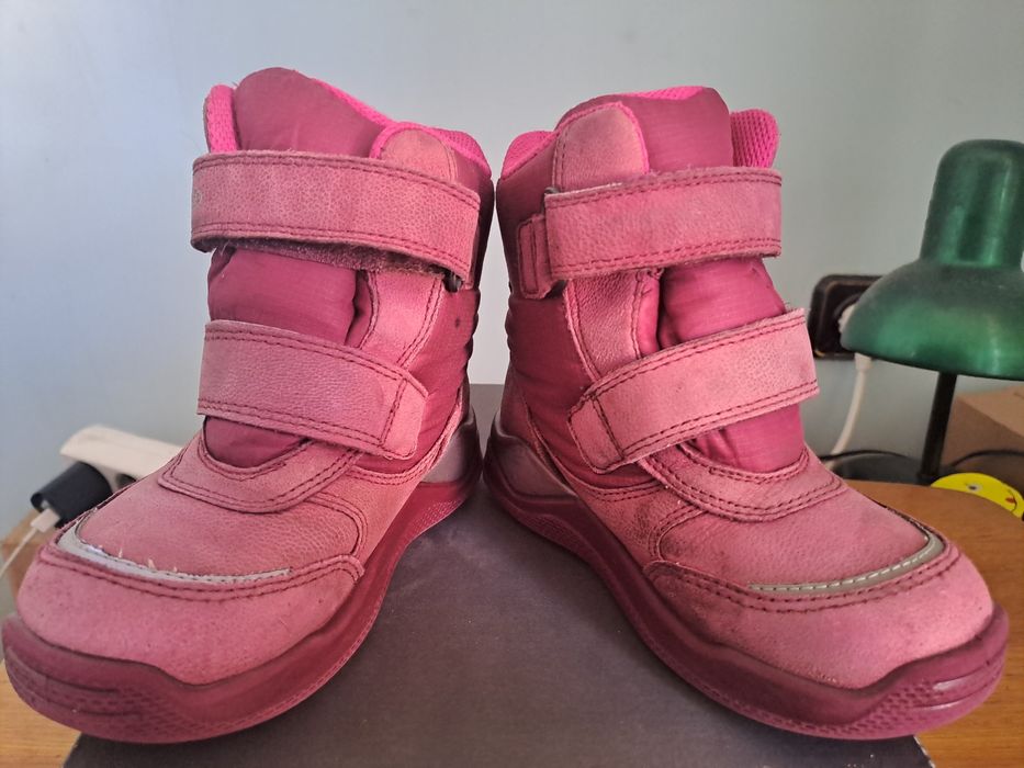 Продам дитячі ботіночки виробник ecco