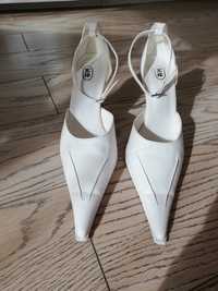 Buty białe ślubne rozmiar 39