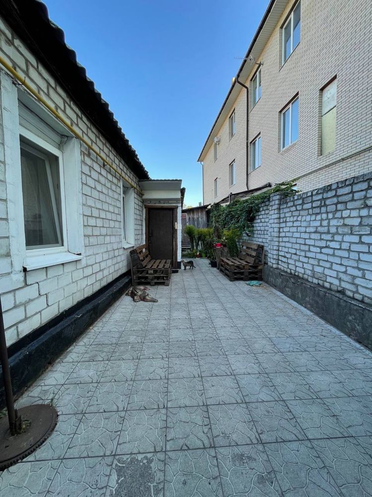 Продам частину будинку ЦЕНТР вул Гегочкорі(вул 1905р)