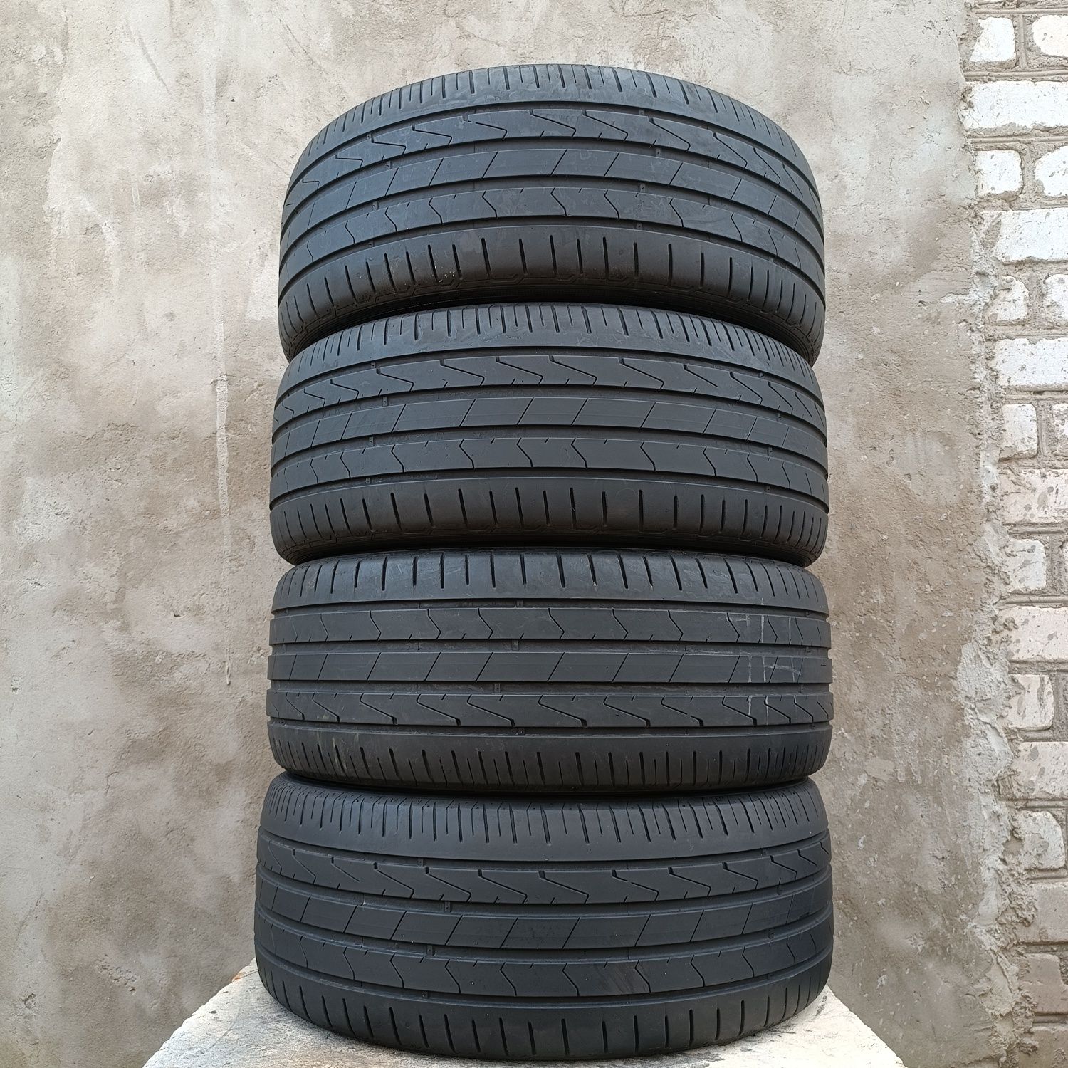 Шини 235 45 r18 hankook ventus prime 3