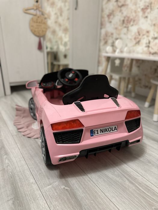 Różowy Samochod na akumulator Audi prezent na gwiazdke swieta roczek