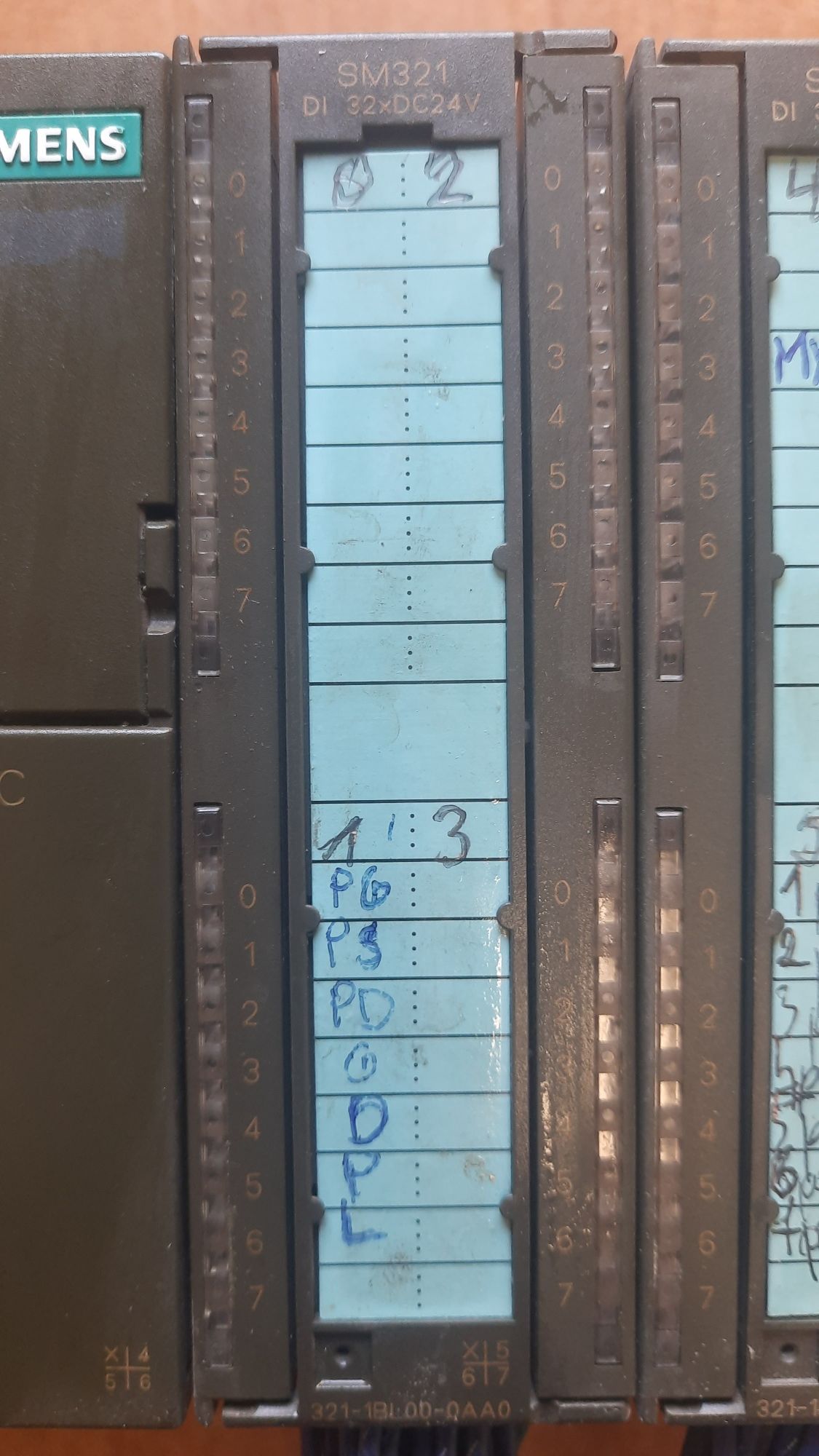 PLC SIMATIC S7-300 CPU314 + 3x 32DI + 2x 32DO
