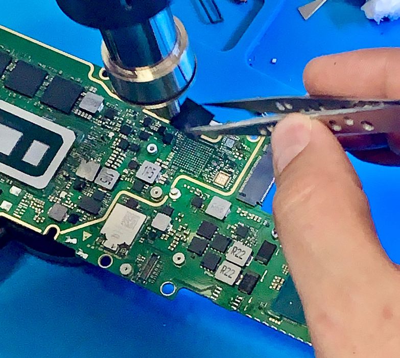 Naprawa Serwis Telefonów Tabletów Laptopów Komputerów